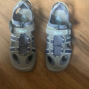 Teva Sandels/ water shoes